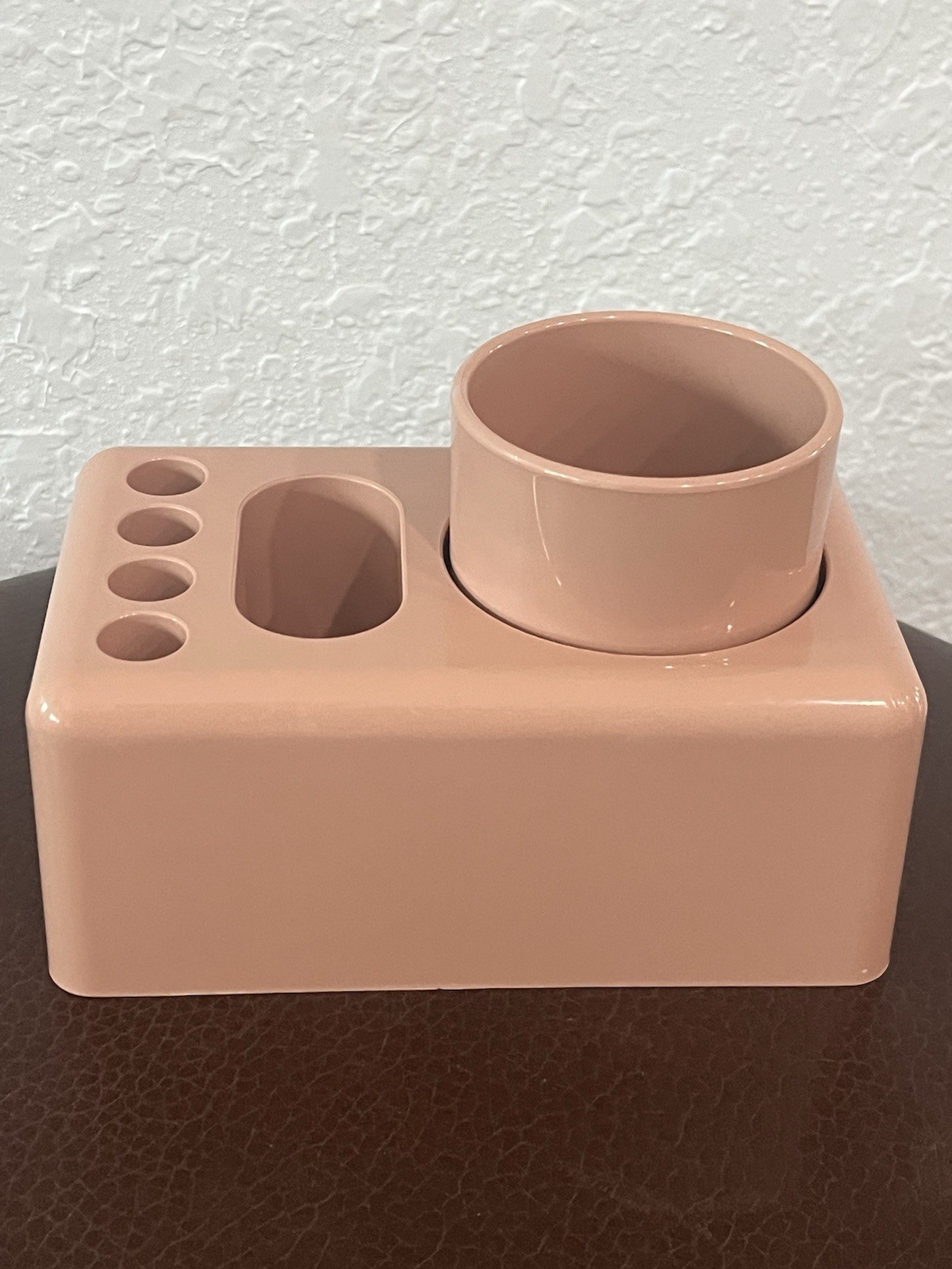 Vintage 1980s USA InterDesign Blush Pink Cup Toothbrush Holder MCM Made In USA Vintage 1980s USA InterDesign Blush Pink Cup Toothbrush Holder MCM Made In USA