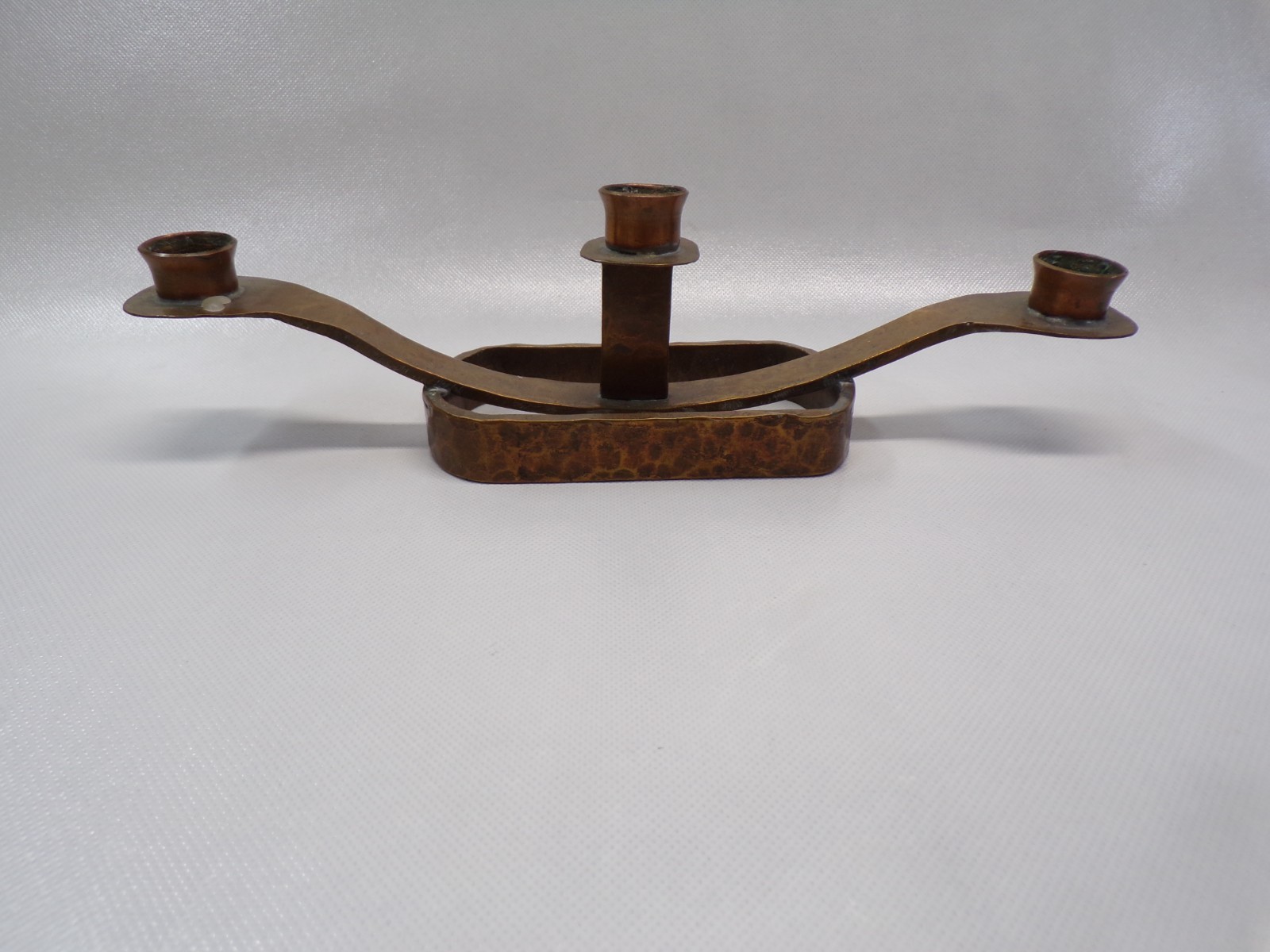 Vintage Hand-Wrought Copper Three Candle Candelabrum Hand Hammered Folk Art 622G