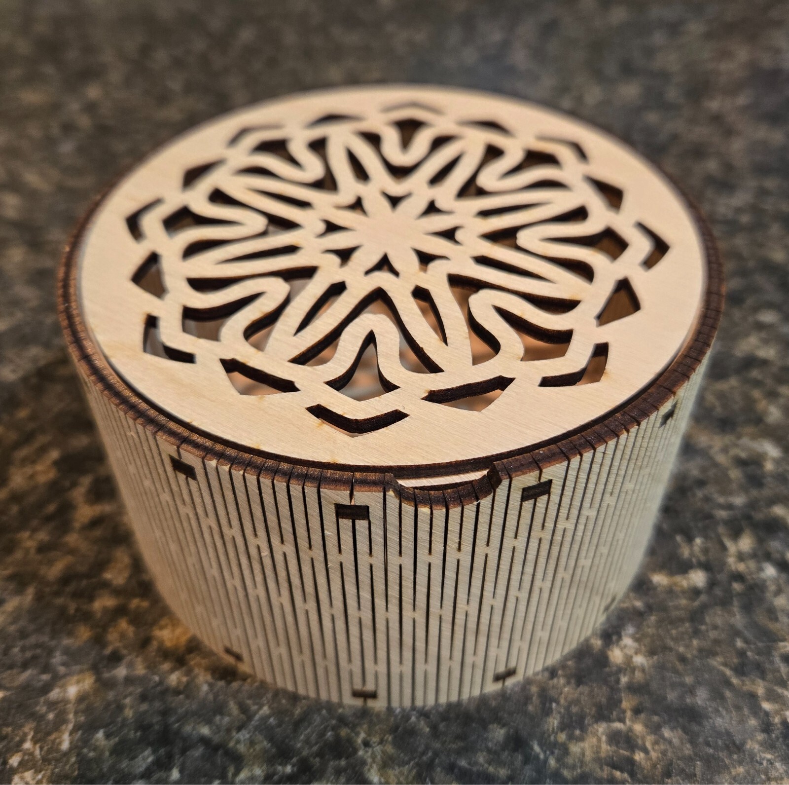 Large Round Wooden Keepsake Boxes with Lids – Set of 2 – Customizable Storage