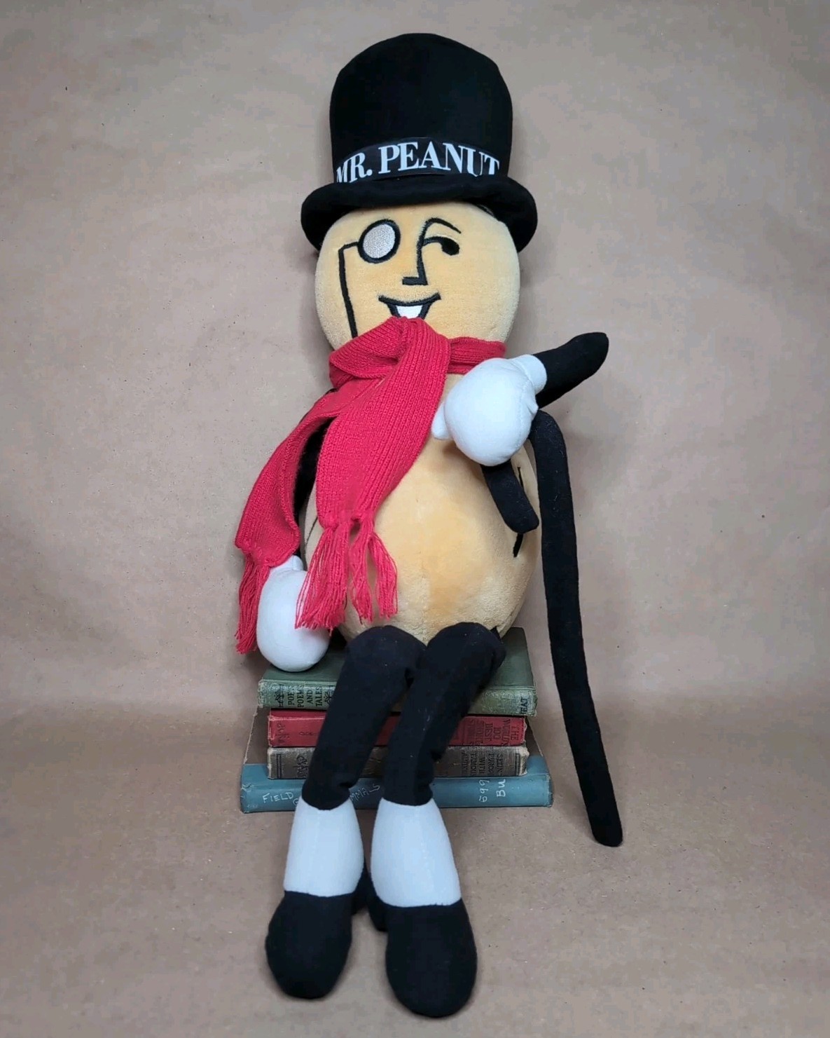 Vtg 1991 MR. PEANUT 26\