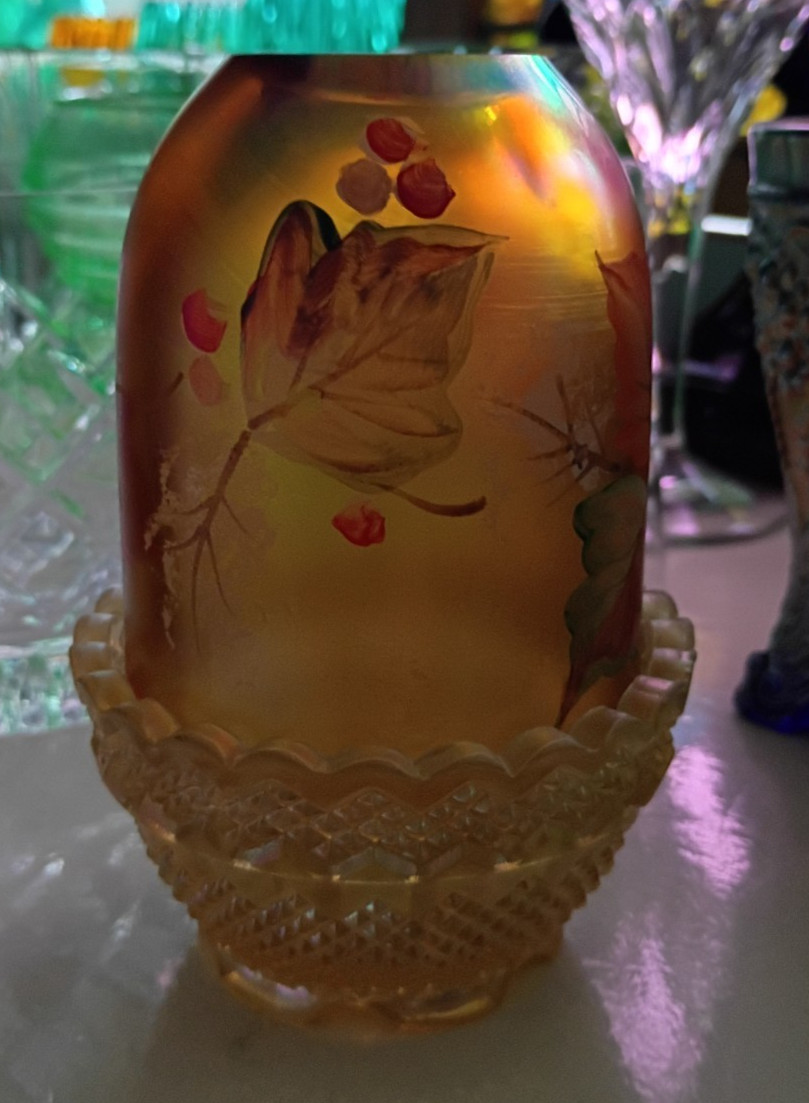 Fenton AUTUMN LEAVES ON GOLD Iridescent 7300 AV Shelley Fenton Artist Signed EXC