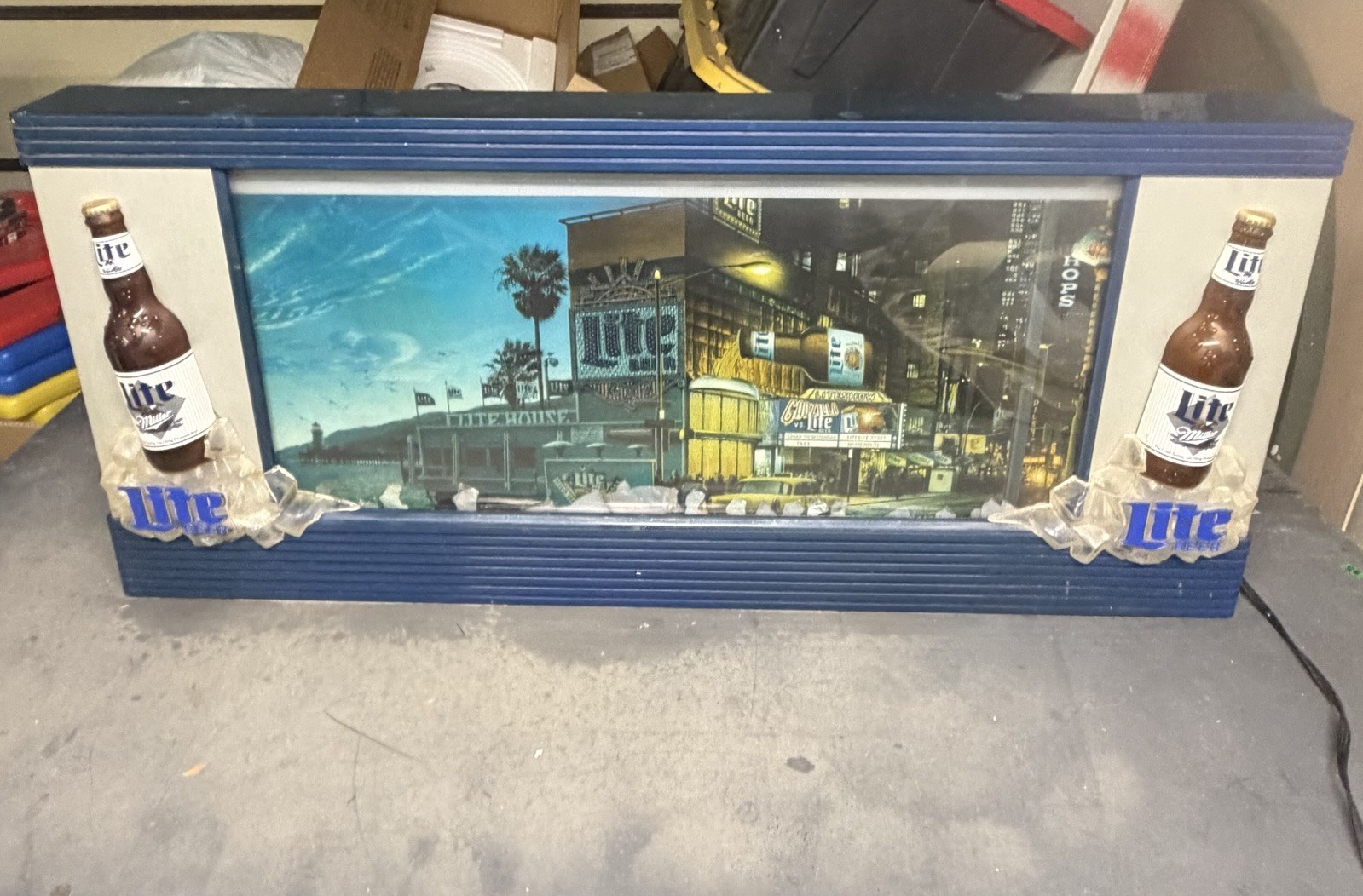 Miller Lite Coast To Coast Version 1 Scrolling Motion Sign - Rare, Non-Working