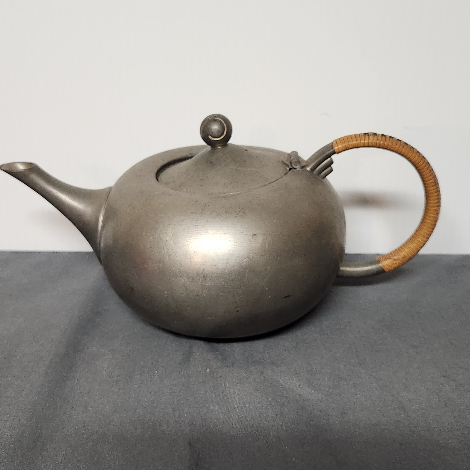 Vintage Mid Century Royal Holland Pewter Teapot