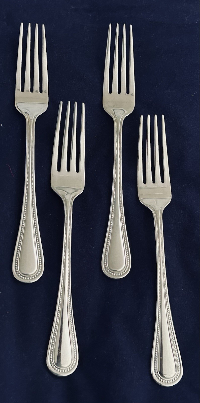Towle BEADED ANTIQUE Stainless  *** 4 Dinner Forks *** 18/10 Vietnam