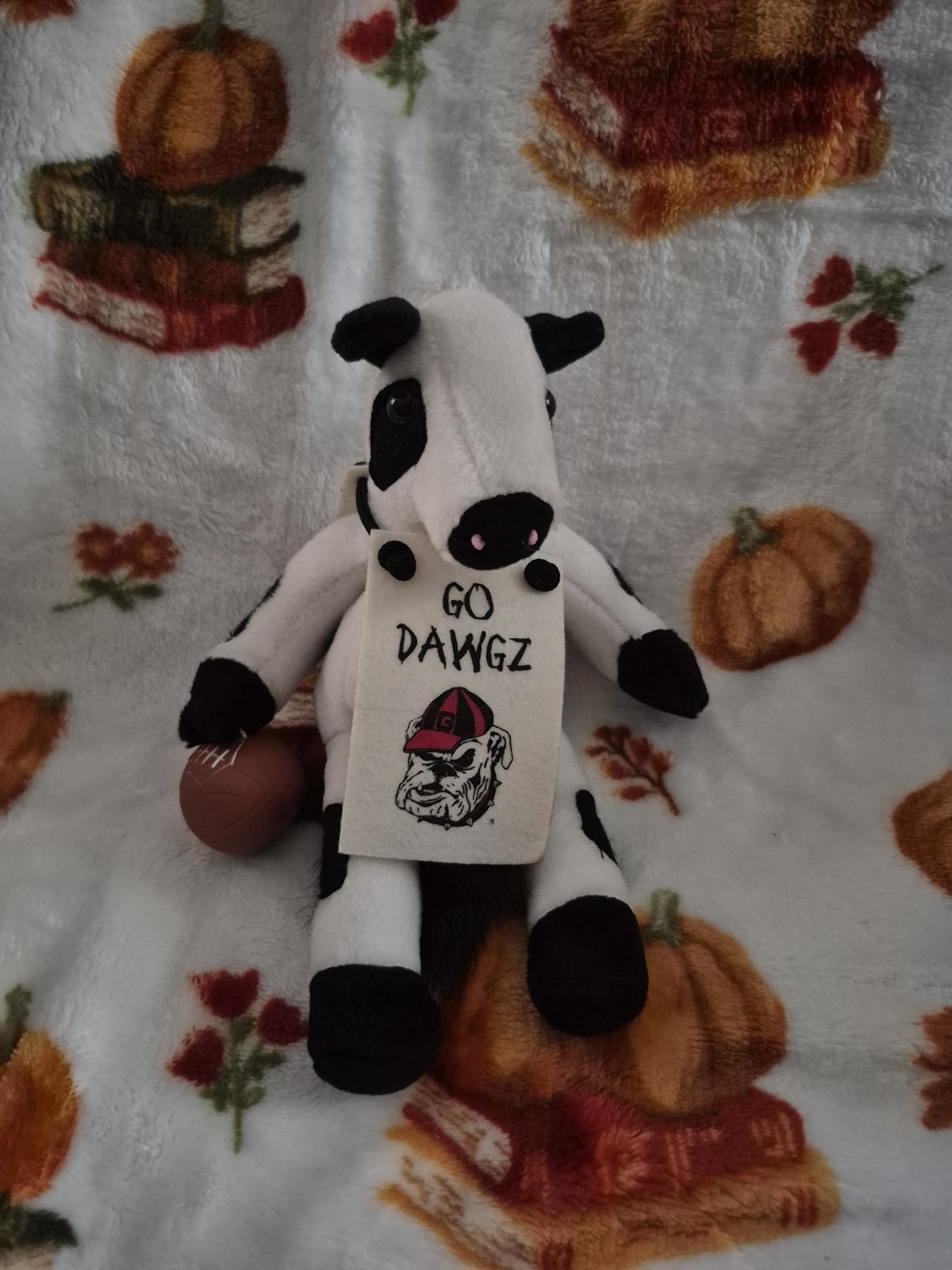 Chik-fil-A Vintage Cow Plush 2006 GO DAWGZ Gameday Promo W/ Football Collectible