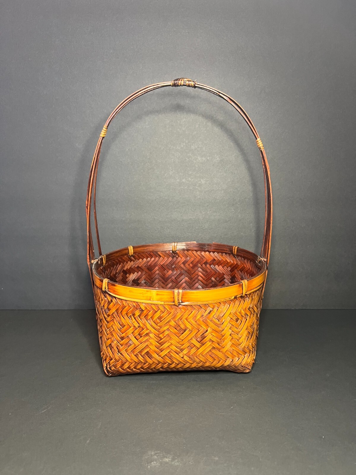 Vintage Boho Bohemian Brown Woven Wicker Bamboo Basket w/ Handle 12.5 x 8.5\