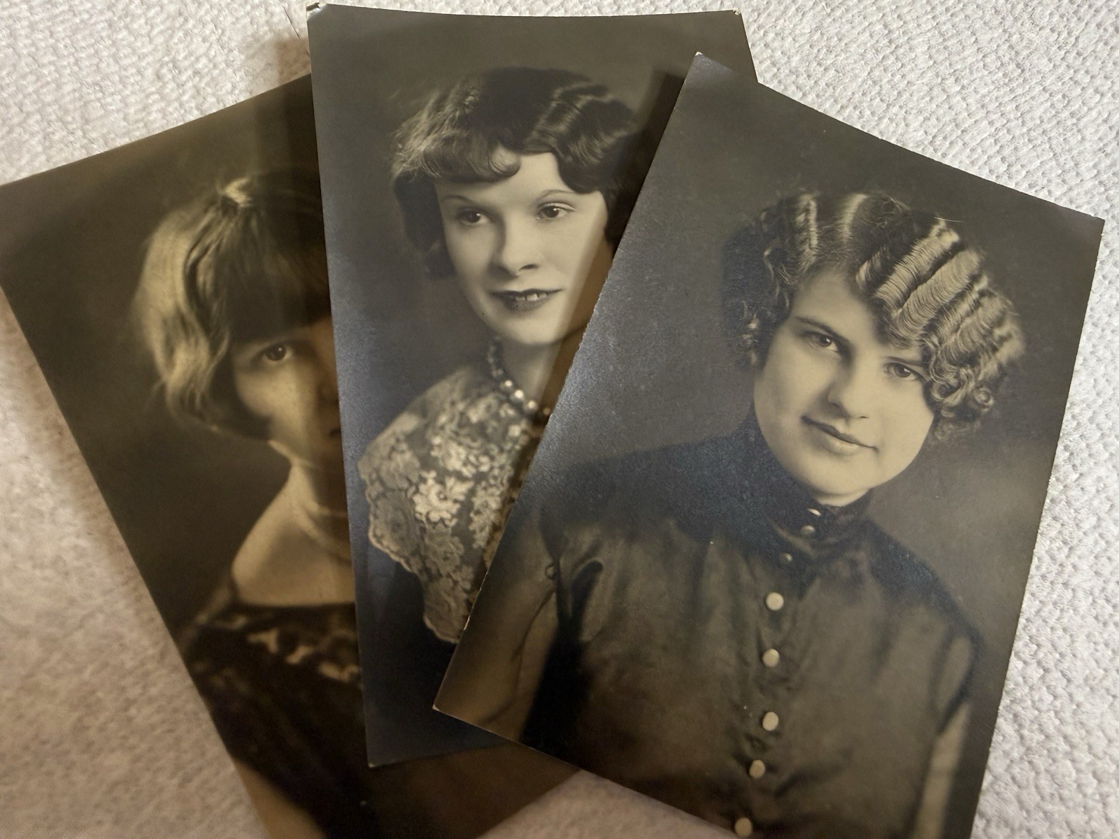 3 Women's Portrait Photos w/ Inscriptions on back - 1927