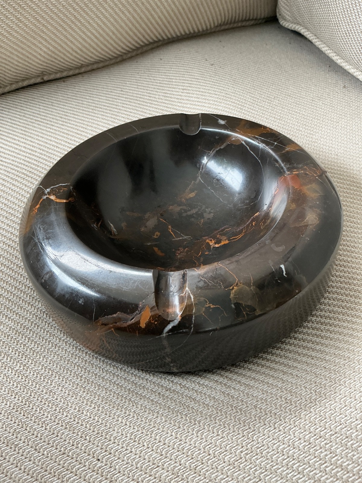 VTG HEAVY BLACK ONYX CIGAR/CIGARETTE 7” ASHTRAY 2 slots