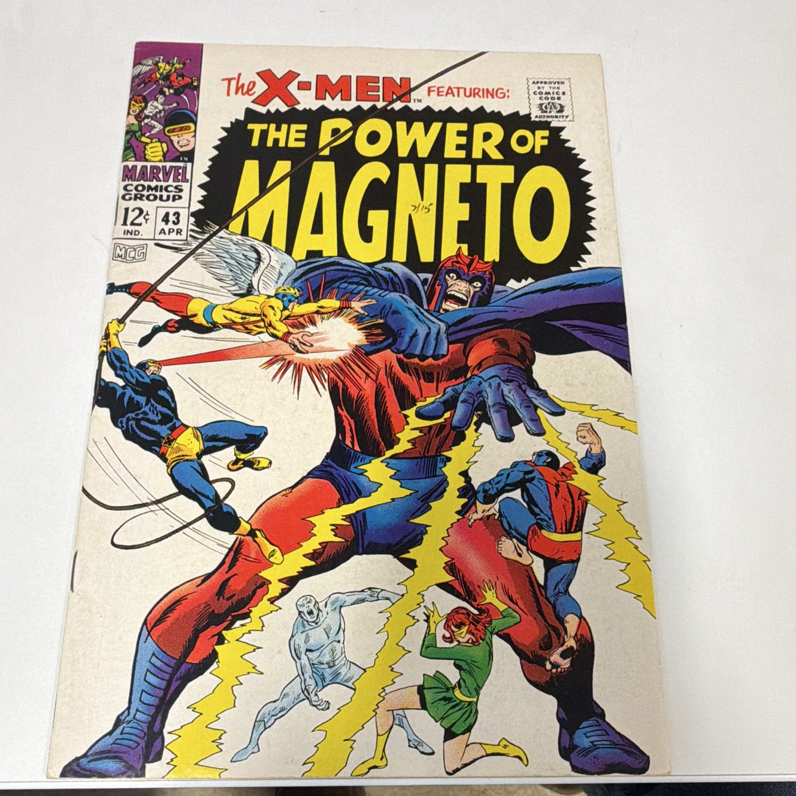 X-Men #43 The Power of Magneto NM (9.0-9.2)