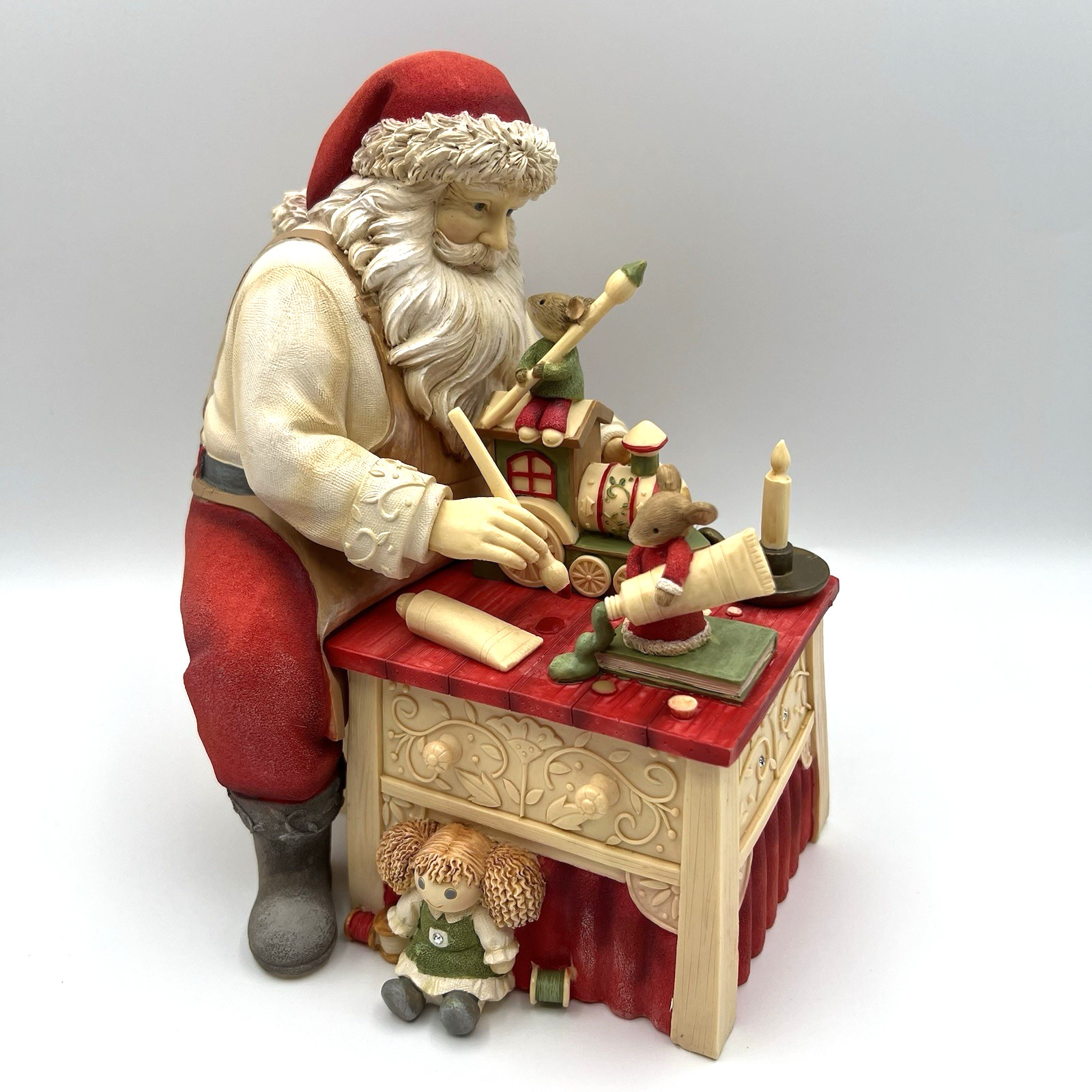 Enesco The Heart of Christmas 6001374 Santa Finishing Touches With Mice Brushes Enesco The Heart of Christmas 6001374 Santa Finishing Touches With Mice Brushes