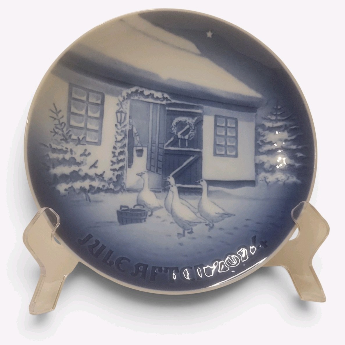Bing & Grondahl Christmas Plate 2024 Christmas in the Countryside Bing & Grondahl Christmas Plate 2024 Christmas in the Countryside