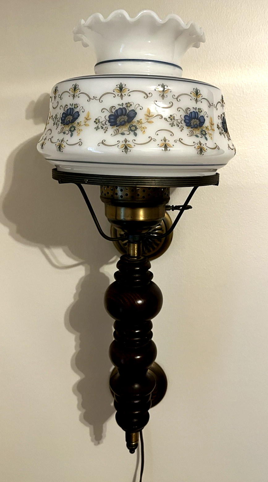Vtg Quoizel Abigail Adams Collection Blue Floral Wall Lamp 20\