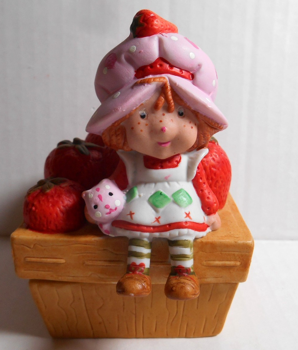 VTG 1981 STRAWBERRY SHORTCAKE \