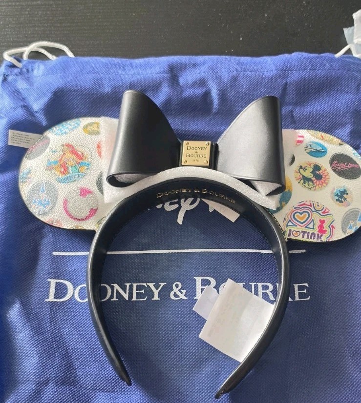 Disney Dooney & Bourke Buttons Limited Edition Ears Exclusive -NWT