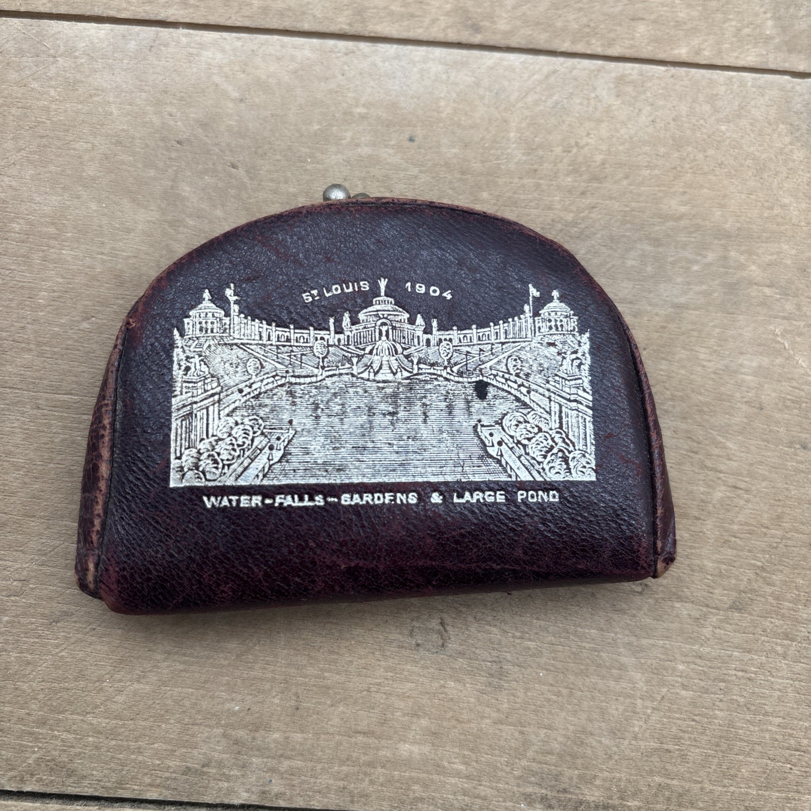 Antique Souvenir 1904 St. Louis World\'s Fair Leather Coin Purse Waterfalls