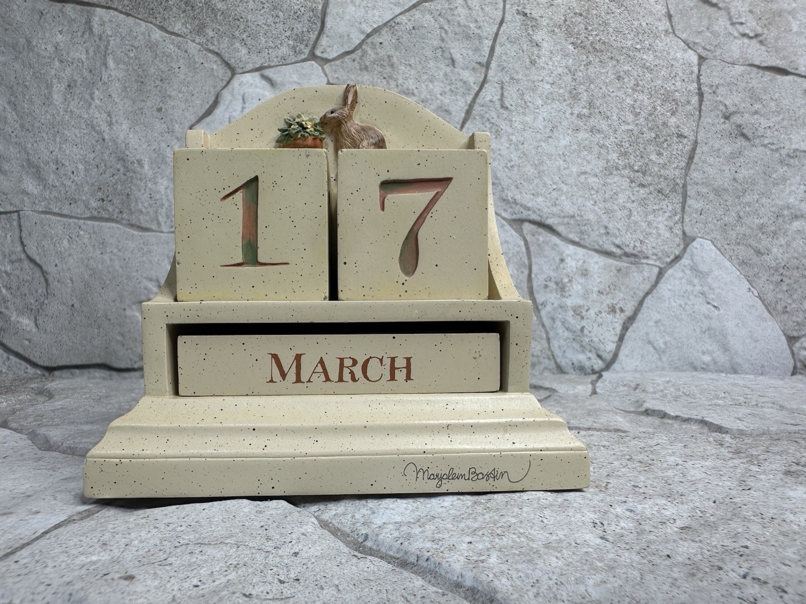 Hallmark Marjolein Bastin Bunny Perpetual Calendar CUTE VINTAGE COTTAGE CORE