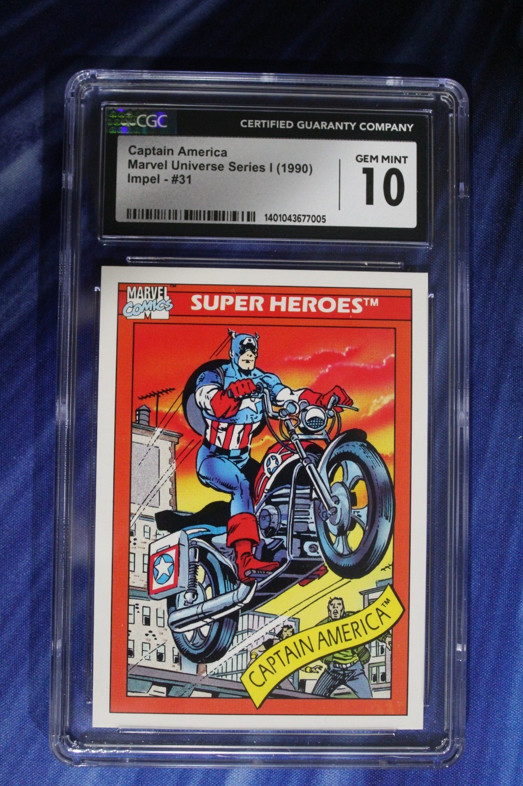 1990 Marvel Universe #31 Captain America CGC Gem Mint 10