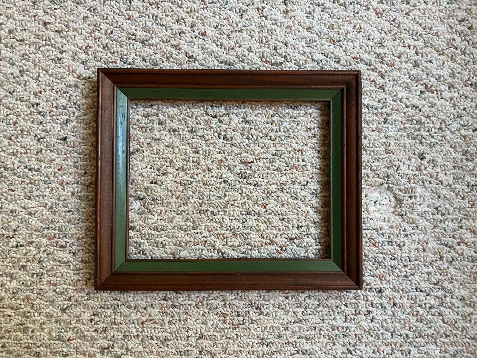 VTG  1970s Solid Wood Picture Frame, Green Liner, Angled Sides, Fits 8\
