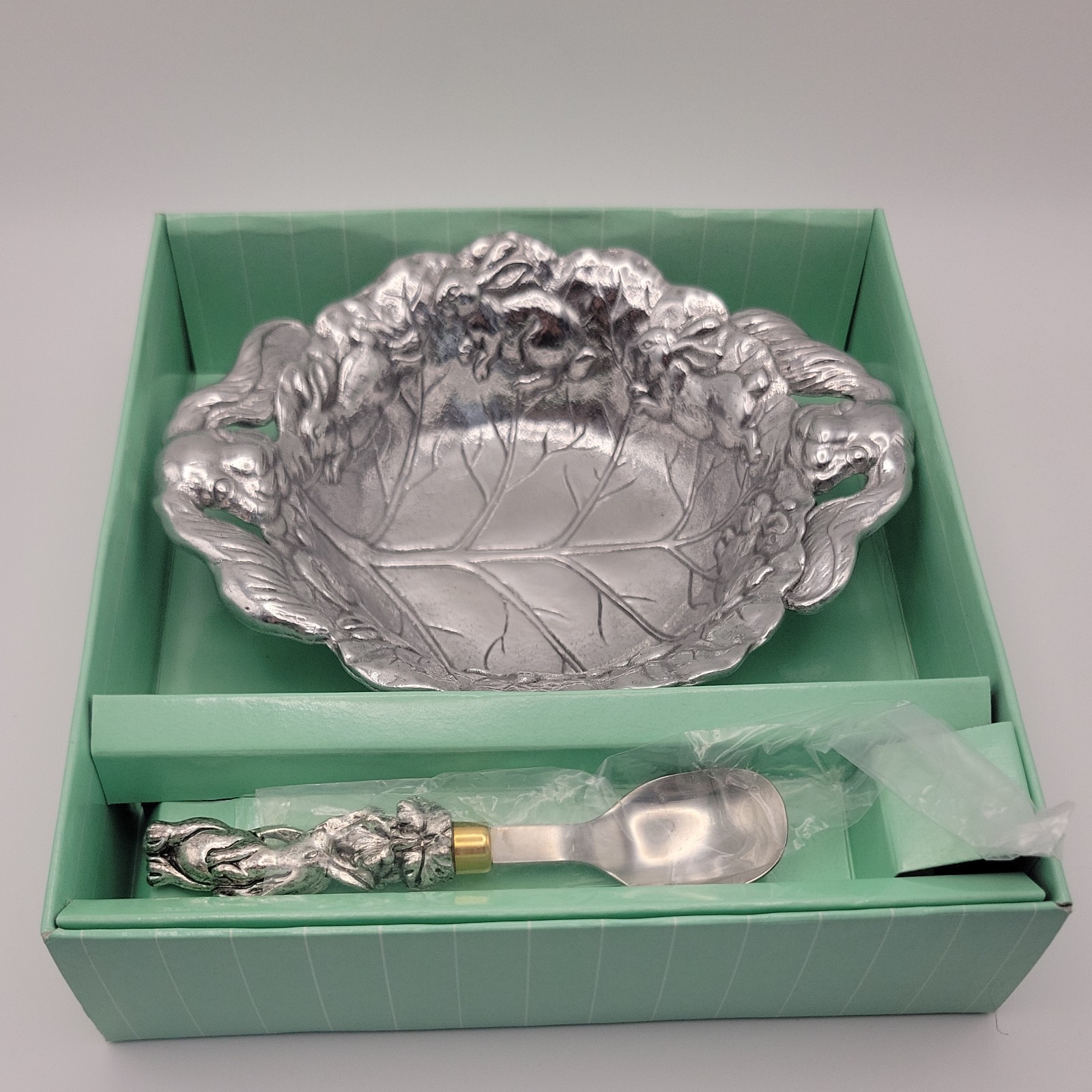 NIB 2001 ARTHUR COURT BABY BUNNY BABY BOWL & SPOON BOXED GIFT SET SCAMPER PICNIC