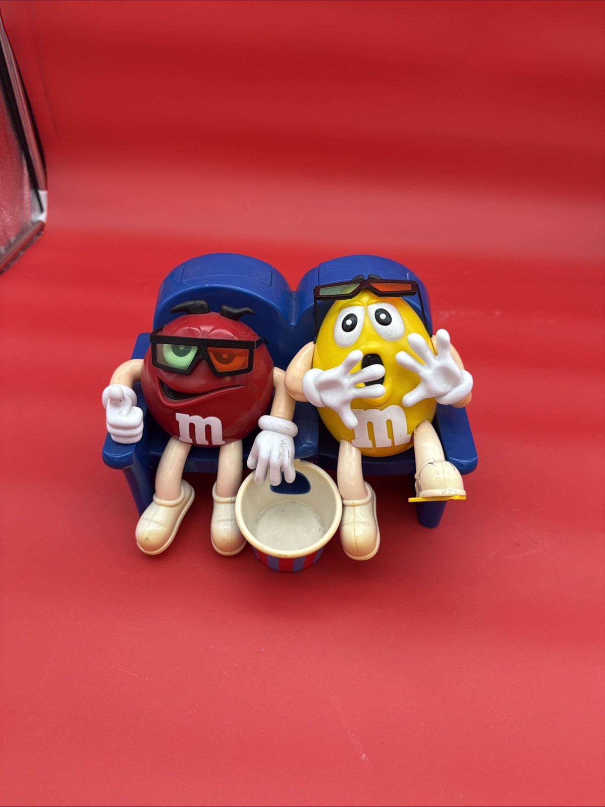 Vintage Original MM M&M\'s 3D Movie Theater Candy Dispenser Red Yellow MMs M&M