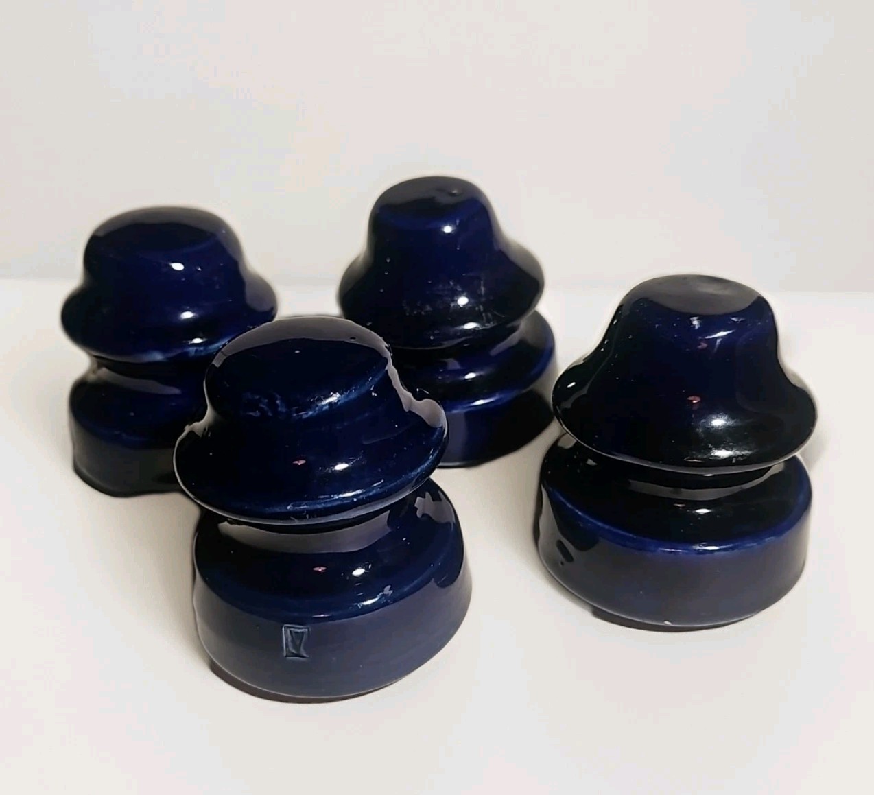 (4) Antique Cobalt Blue Insulator LOT OF 4 Vintage Cobalt Insulators (4) Antique Cobalt Blue Insulator LOT OF 4 Vintage Cobalt Insulators