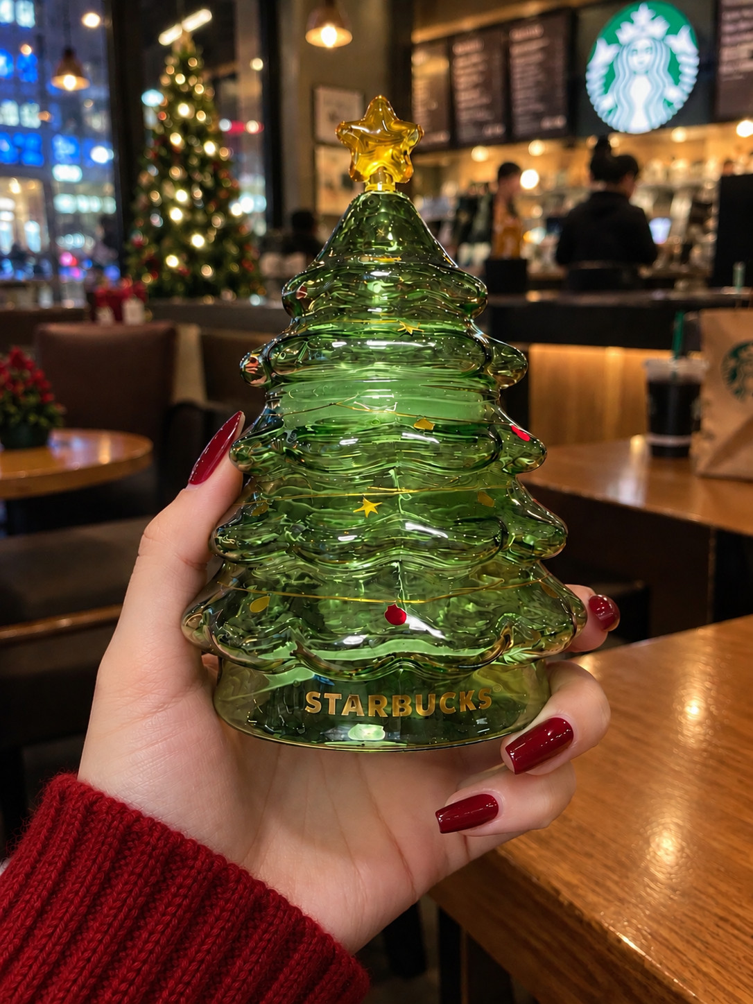 HOT NEW 2026 Starbucks Green Glass Christmas Tree Cup 16oz Holiday Collectible HOT NEW 2026 Starbucks Green Glass Christmas Tree Cup 16oz Holiday Collectible