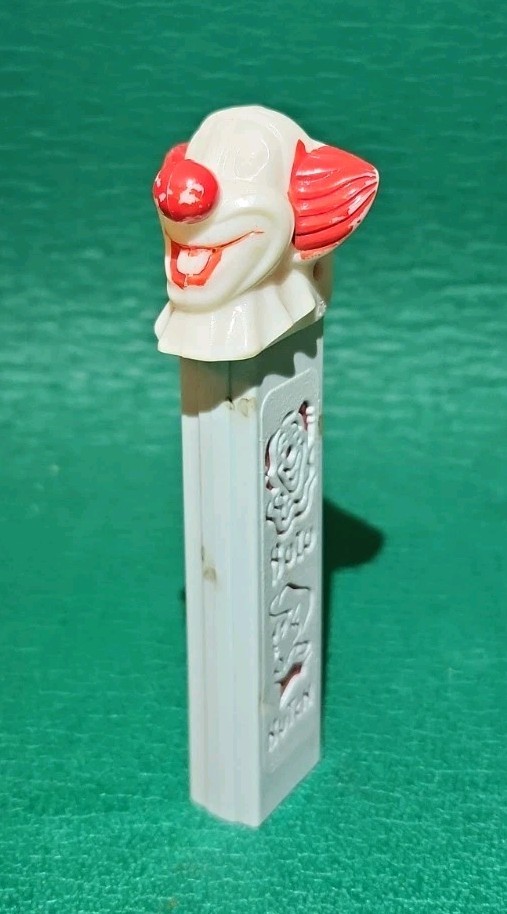 Vintage Bozo The Clown Pez Dispenser Blue Die Cut Stem No Feet Austria