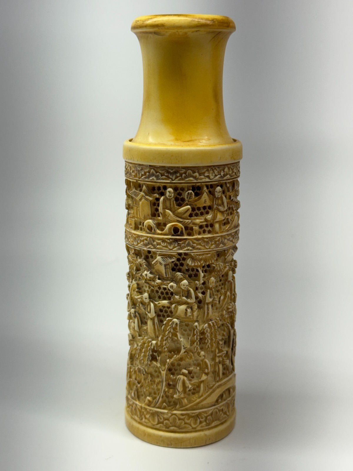 Vtg Chinese Style Resin Vase Faux Cinnabar Relief Carving Landscape Figure 7\ Vtg Chinese Style Resin Vase Faux Cinnabar Relief Carving Landscape Figure 7\