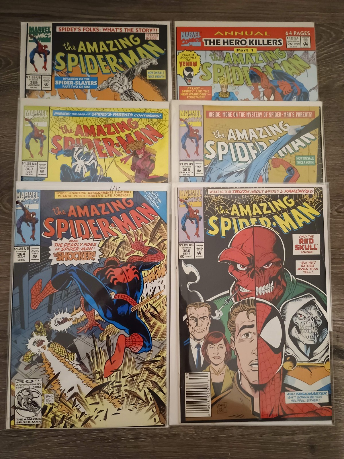Vintage Marvel Copper Age Comics Lot: The Amazing Spider-Man with Keys (1992)