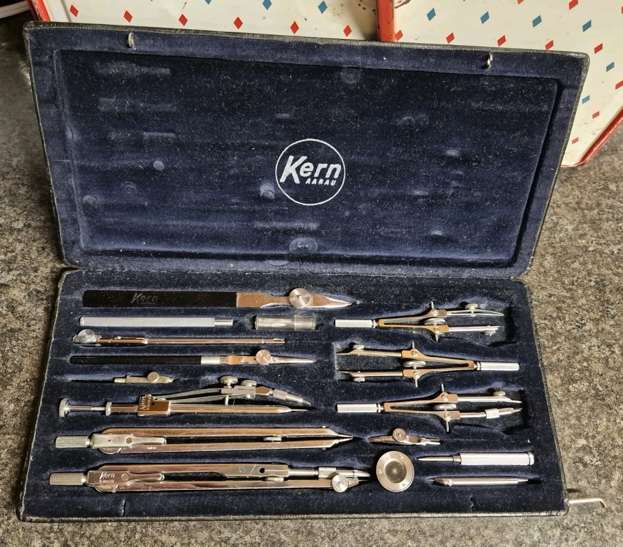 Vintage Kern Aarau Swiss High Precision 16 Piece Drawing Compass Set RARE
