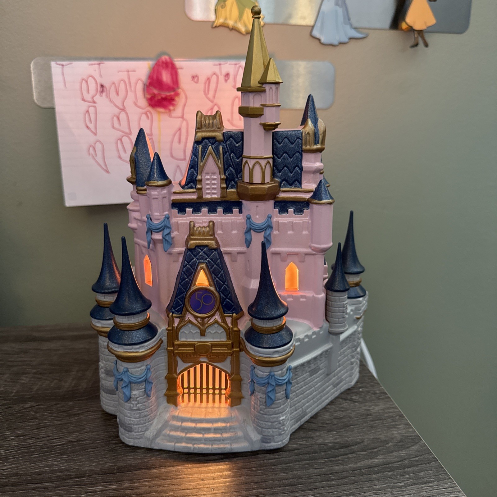 Scentsy Walt Disney World 50th Anniversary Cinderella Castle Wax Warmer No Box Scentsy Walt Disney World 50th Anniversary Cinderella Castle Wax Warmer No Box