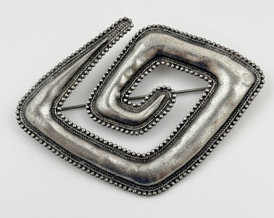 Vintage JJ Jonette Satin Silver Tone Geometric Swirl Brutalist Brooch Pin Large