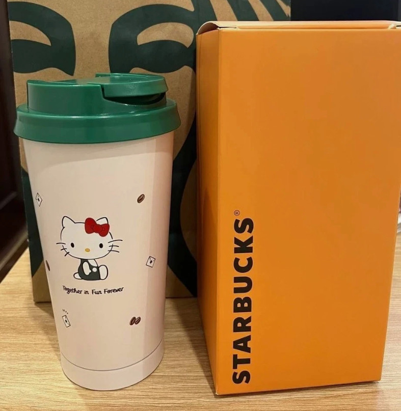 Starbucks Hello Kitty 16oz Tumbler Green Lid 2026 Collectible Cup NIB Starbucks Hello Kitty 16oz Tumbler Green Lid 2026 Collectible Cup NIB