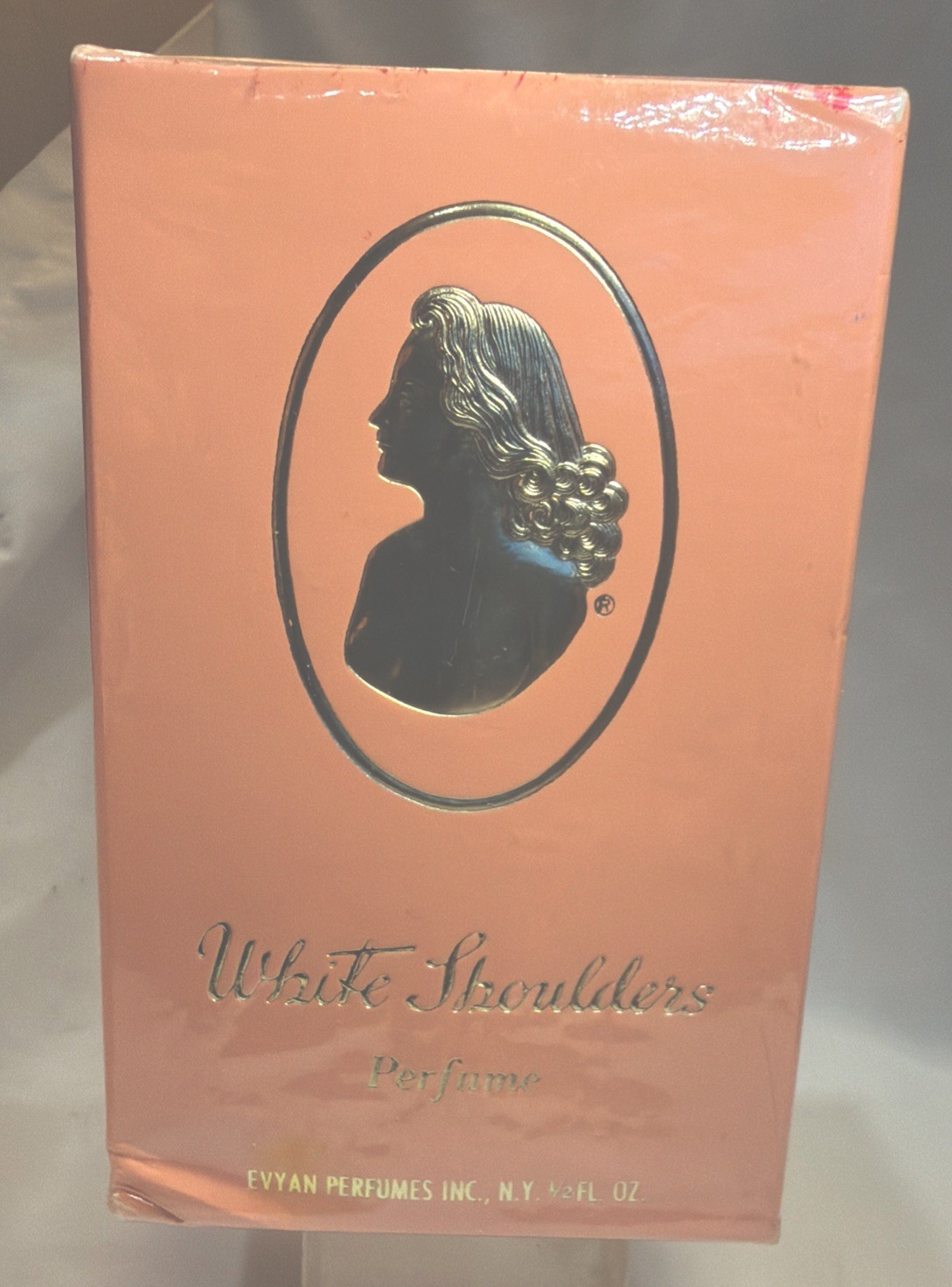 SEALED 1970’s VTG EVYAN WHITE SHOULDERS PURE PERFUME 1/2oz 15ml STOPR TOP NOSISB