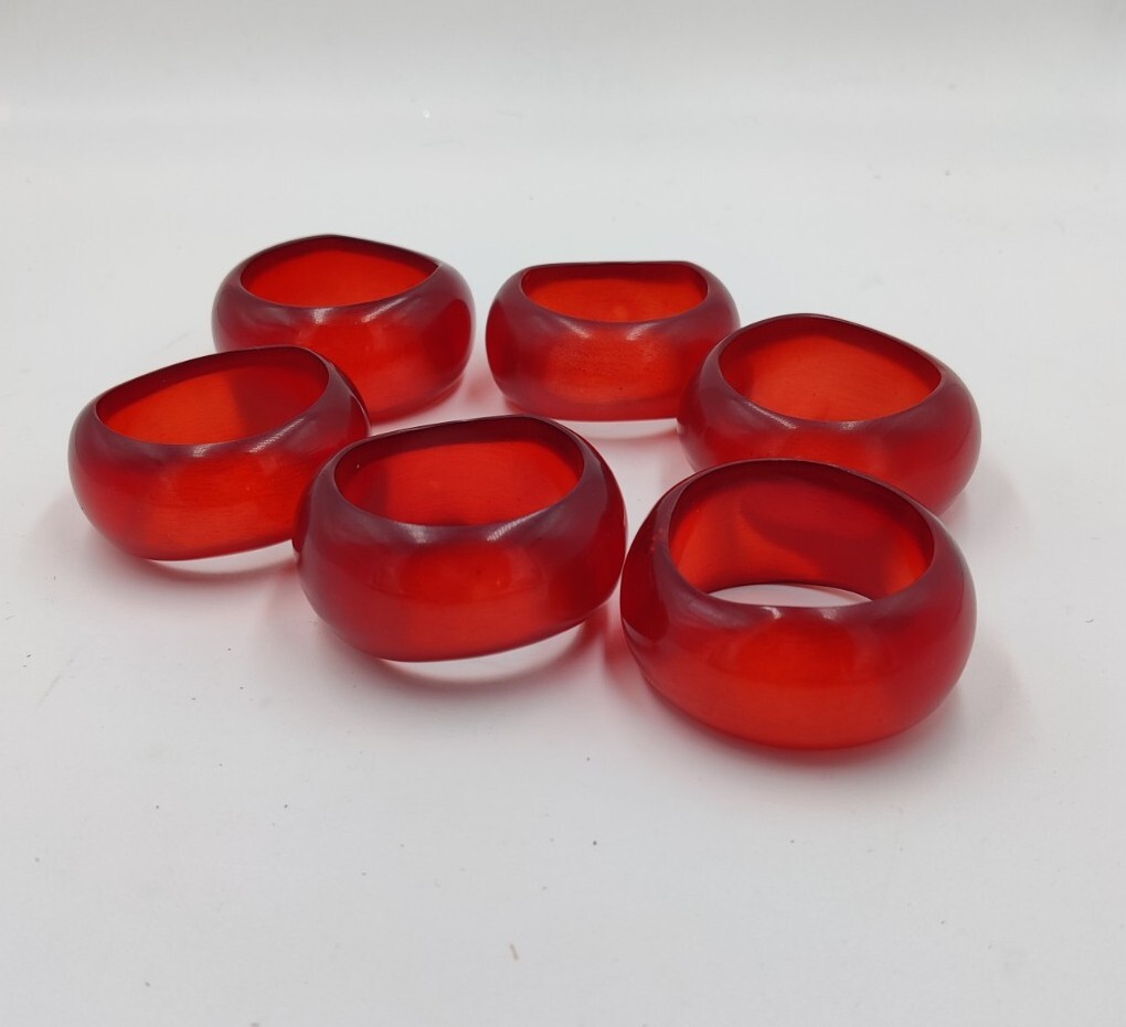 Vintage Plastic Lucite? Napkin Rings Holders 6pc Red Retro Handmade Cottagecore Vintage Plastic Lucite? Napkin Rings Holders 6pc Red Retro Handmade Cottagecore