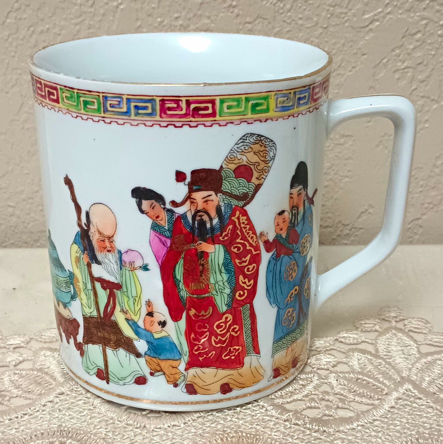 VTG Chinese Hand Painted Mug Gold Rim Coffee Cup VTG Chinese Hand Painted Mug Gold Rim Coffee Cup