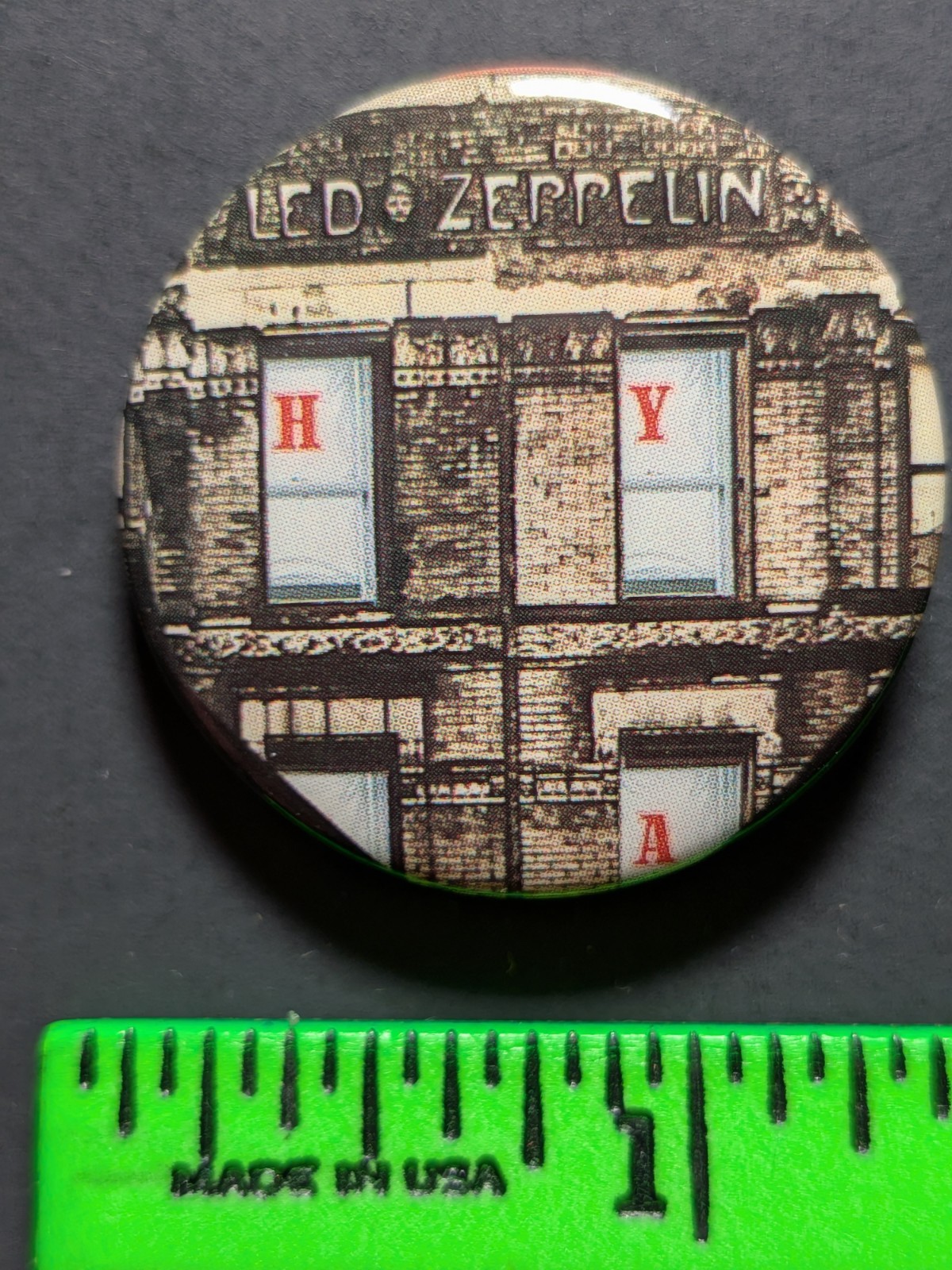Vintage 1983 Led Zeppelin Rock Music Pinback Pin