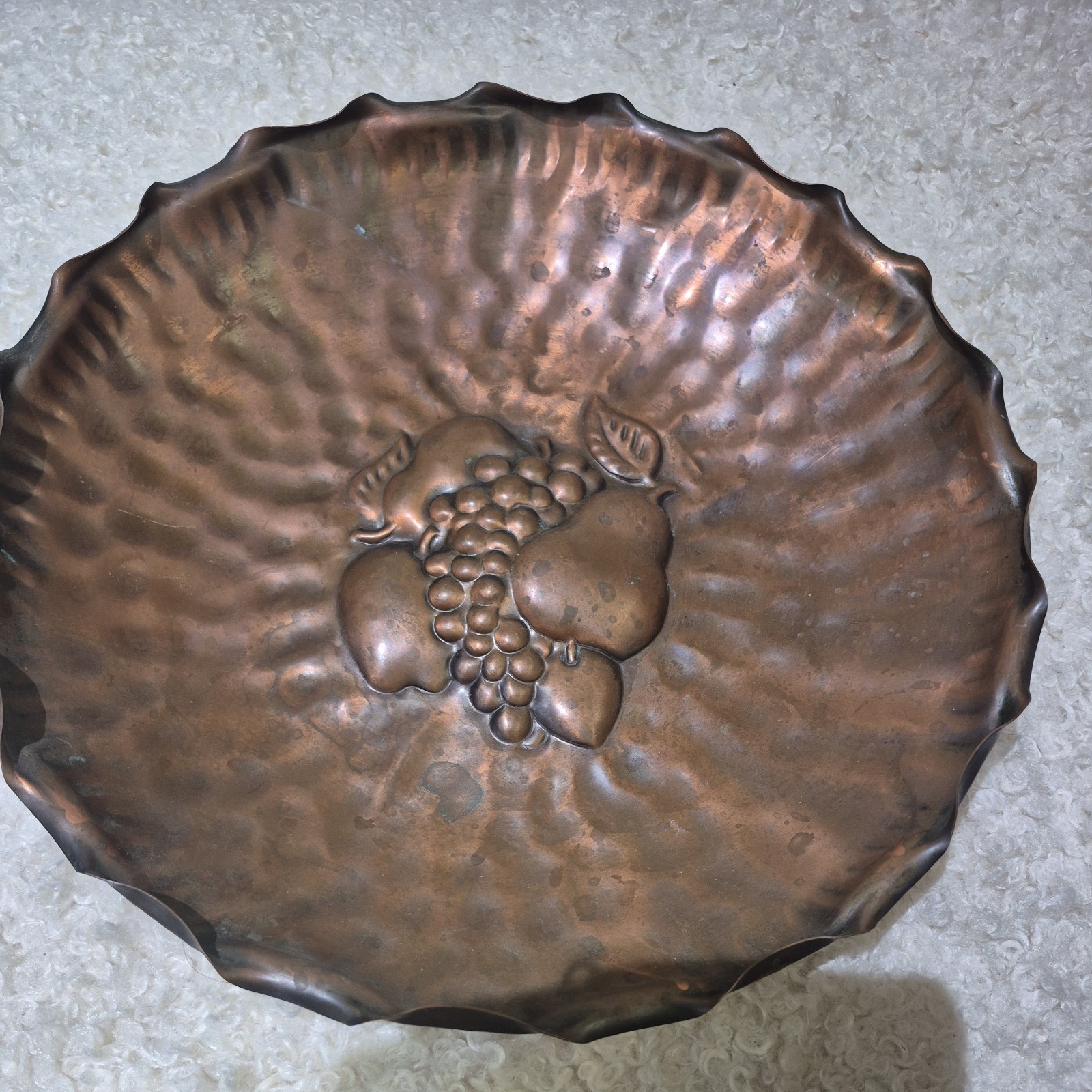 Vintage Gregorian USA Hammered Copper Fruit Bowl  Embossed Elegance 14\