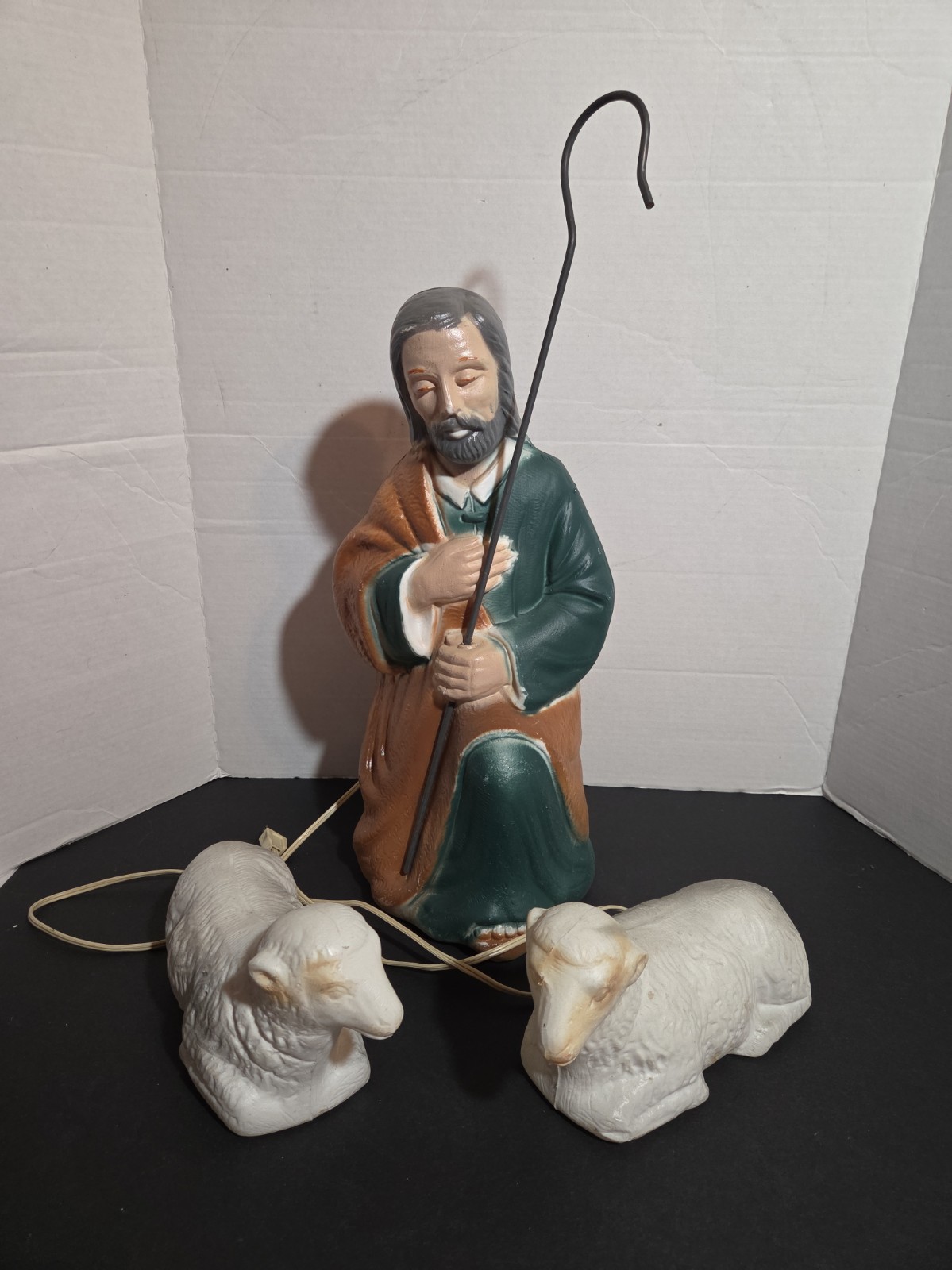 VTG 60s 17.5” Poloron Blow Mold Nativity Shepherd & 2 Sheep Lambs Christmas GUC VTG 60s 17.5” Poloron Blow Mold Nativity Shepherd & 2 Sheep Lambs Christmas GUC