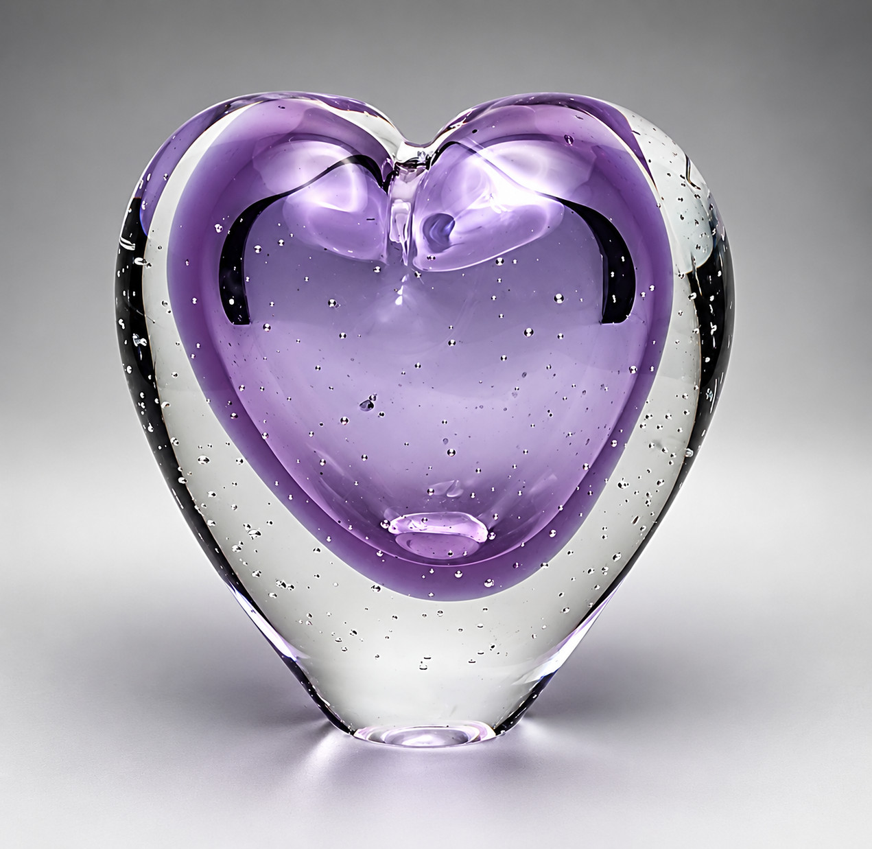 VINTAGE PURPLE HEART-SHAPED ART GLASS VASE / PERFUME BOTTLE