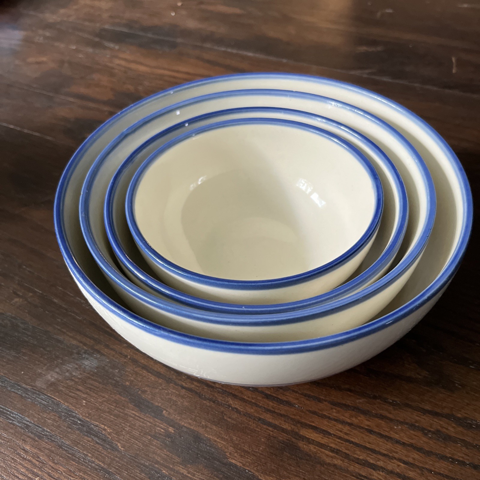 Set of 4 Vintage DDR East Germany Nesting Crockery Mixing Bowls Blue & White Set of 4 Vintage DDR East Germany Nesting Crockery Mixing Bowls Blue & White