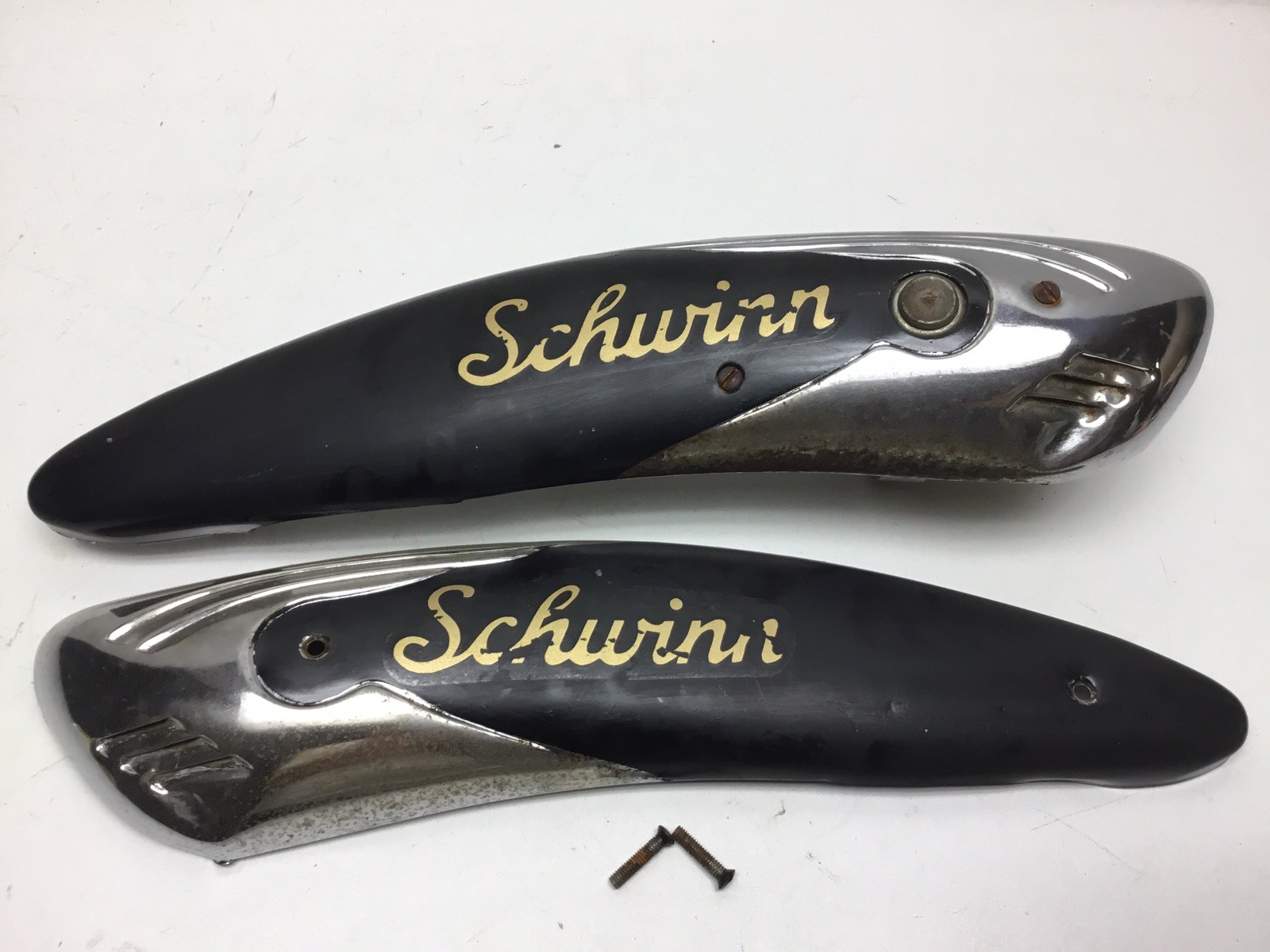 Vintage 1950s Schwinn Women’s Bicycle Horn Tank 26” Bike Panther Vintage 1950s Schwinn Women’s Bicycle Horn Tank 26” Bike Panther