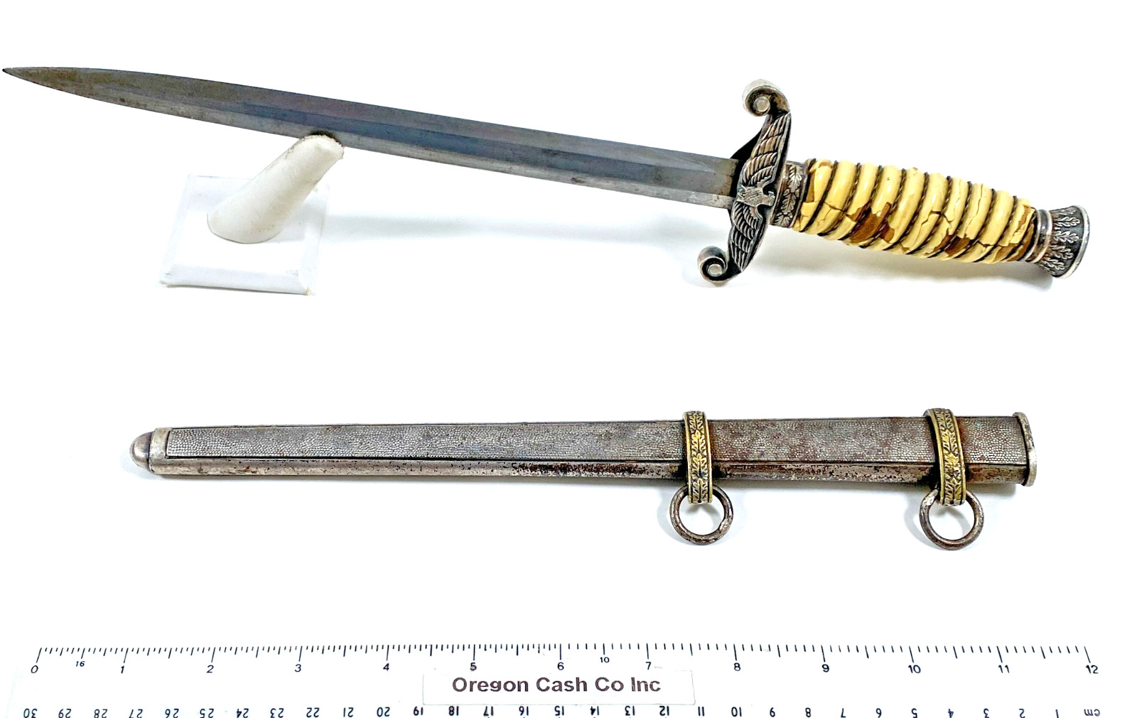 WWII German Luftwaffe 2nd Model Officer’s Dagger  \