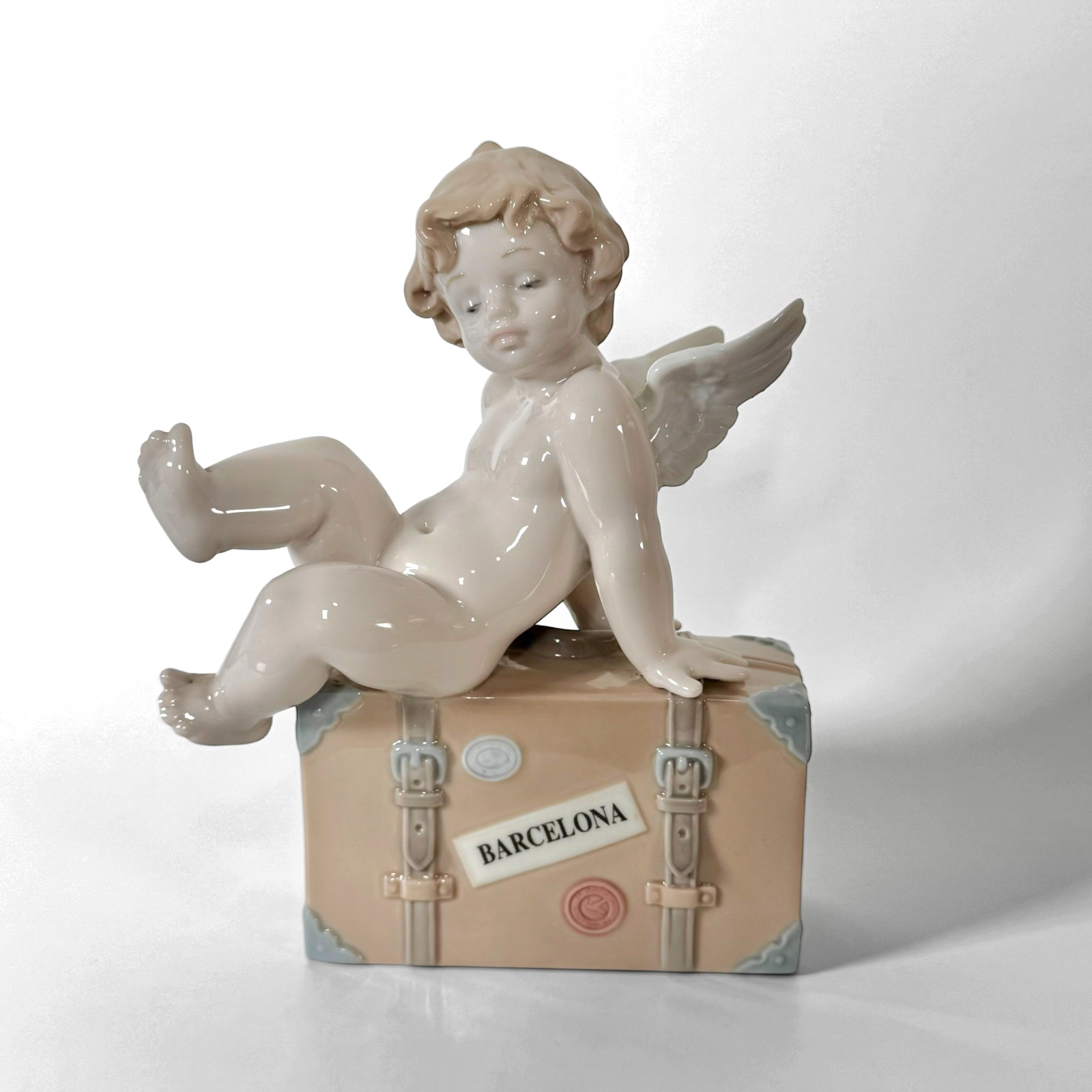 Lladro 7303 Travel the World Barcelona Angel Suitcase Figurine Retired | No BOX Lladro 7303 Travel the World Barcelona Angel Suitcase Figurine Retired | No BOX
