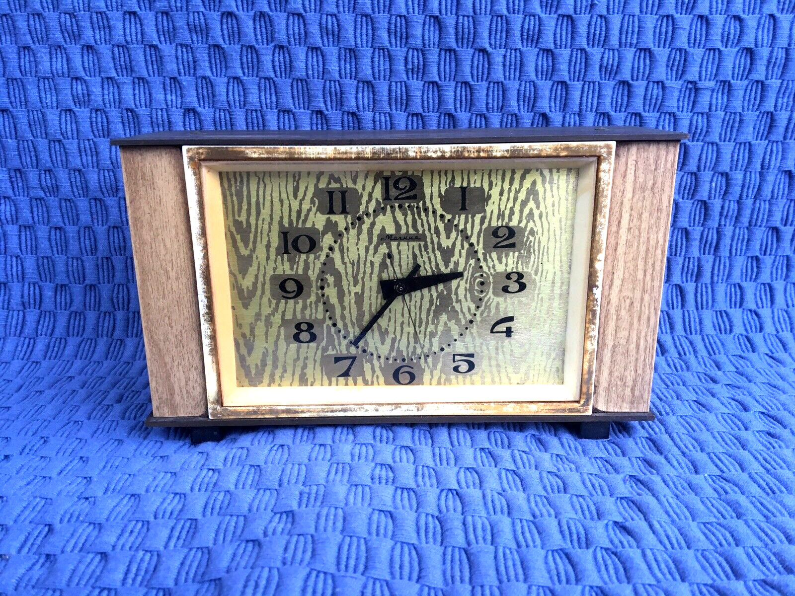 Vintage table clock Molnija  1 class USSR Serviced