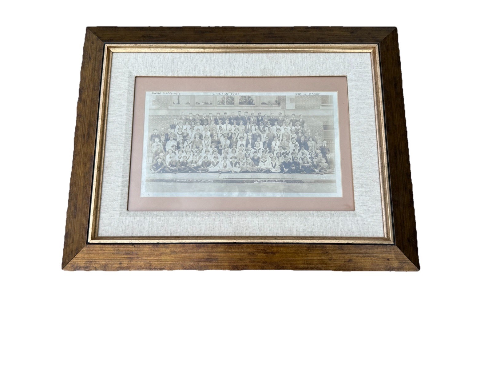 William B. Hanna School Pennsylvania Philadelphia Class 1924 Framed Photo William B. Hanna School Pennsylvania Philadelphia Class 1924 Framed Photo