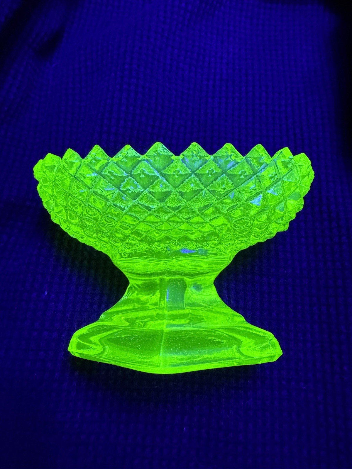 Westmoreland Vaseline Glass English Hobnail Salt Cellar