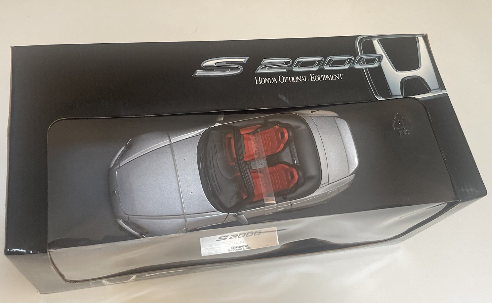 AUTOart 1:18 HONDA S2000 Honda Optional equipment, RARE, # 1531 Silver/red AUTOart 1:18 HONDA S2000 Honda Optional equipment, RARE, # 1531 Silver/red