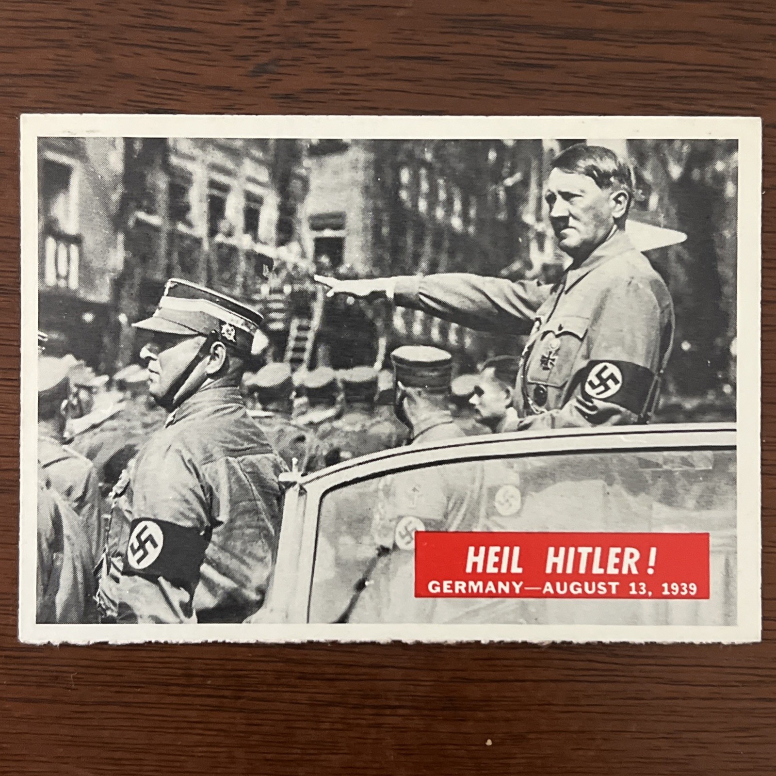 1965 Philadelphia Gum War Bulletin #2 Heil Hitler