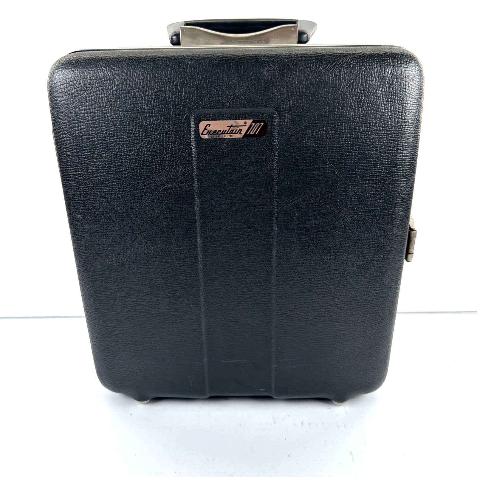 Vintage Executair 707 Travel Bar Set - Portable Cocktail Kit w/ Case Mid Century Vintage Executair 707 Travel Bar Set - Portable Cocktail Kit w/ Case Mid Century